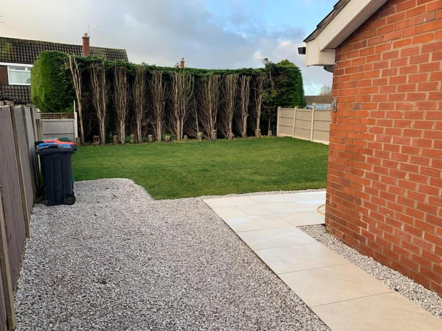 The Beautiful Bungalow Amazing Location For Chester & Zoo Wervin Esterno foto
